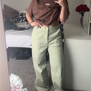 Sage green forever 21 size 31 wide leg cargo pants
